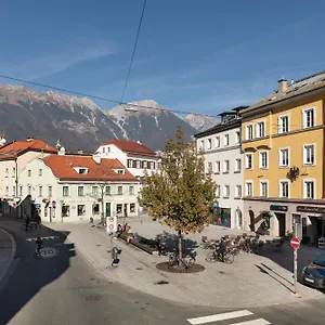 Hidden Gem In With Free Parking Appartement